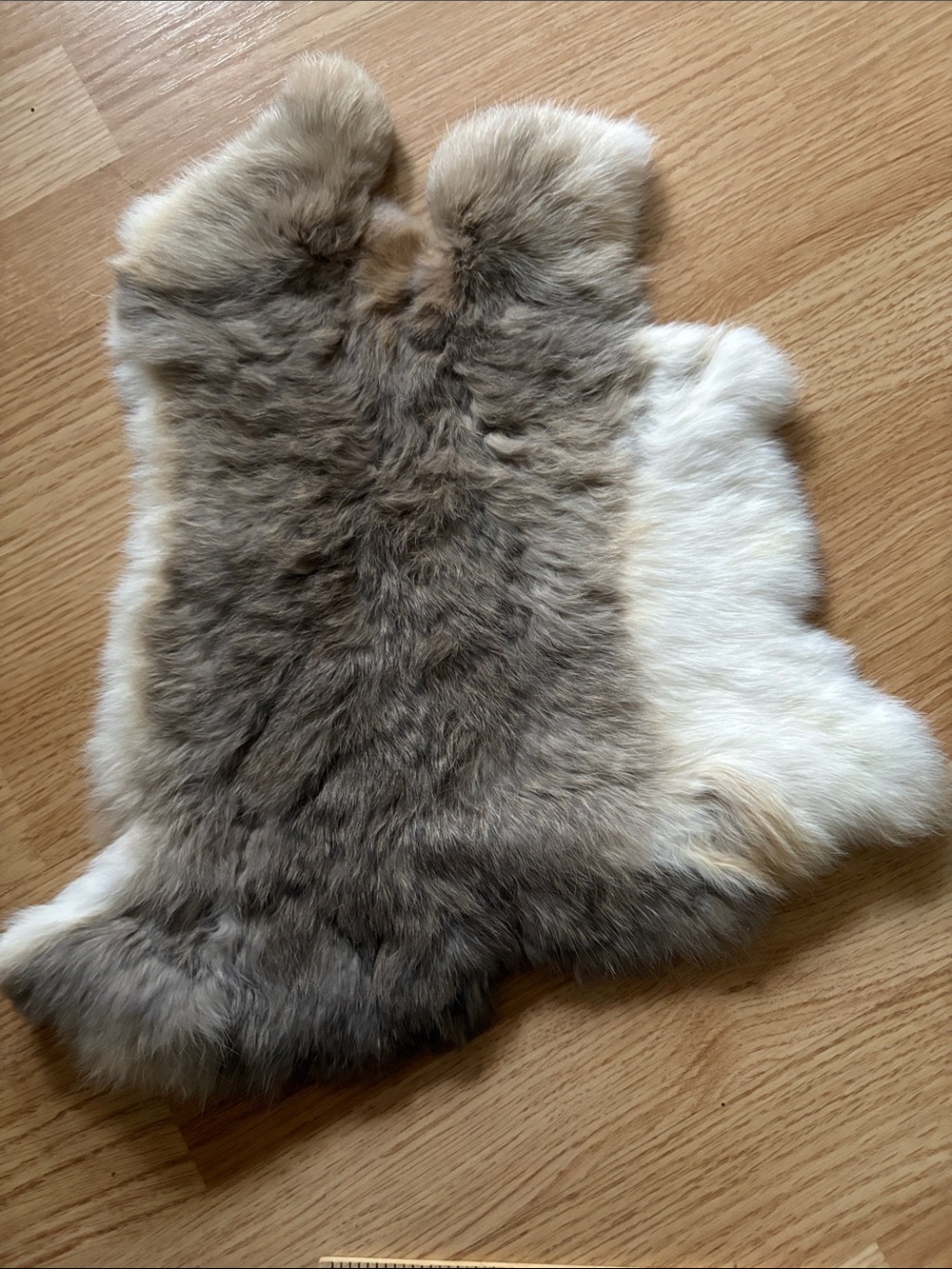 B0250 rabbit fur pelt craft supply